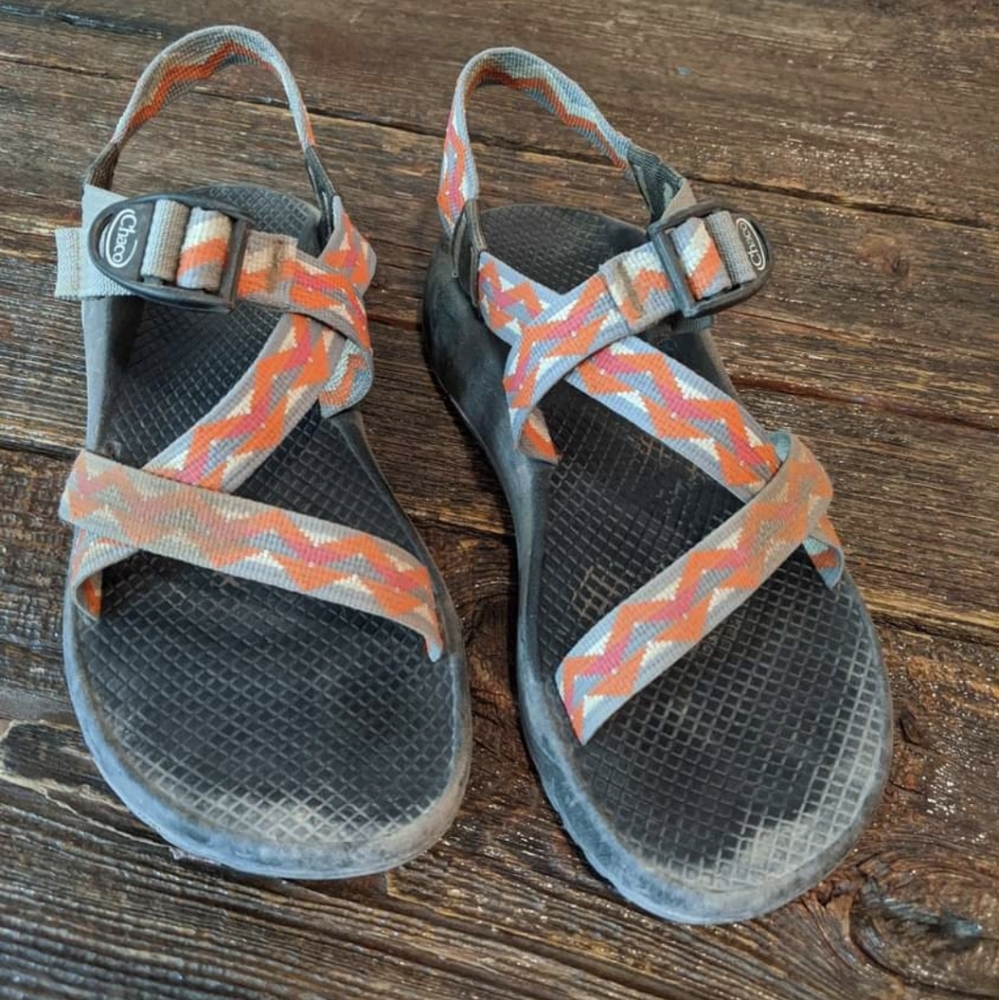 Women's Chacos Size 8